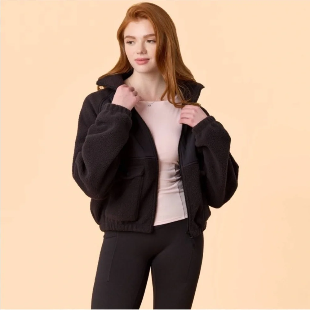 NWT Women’s Black Fleece Jacket - Blogilates - Picture 5 of 7